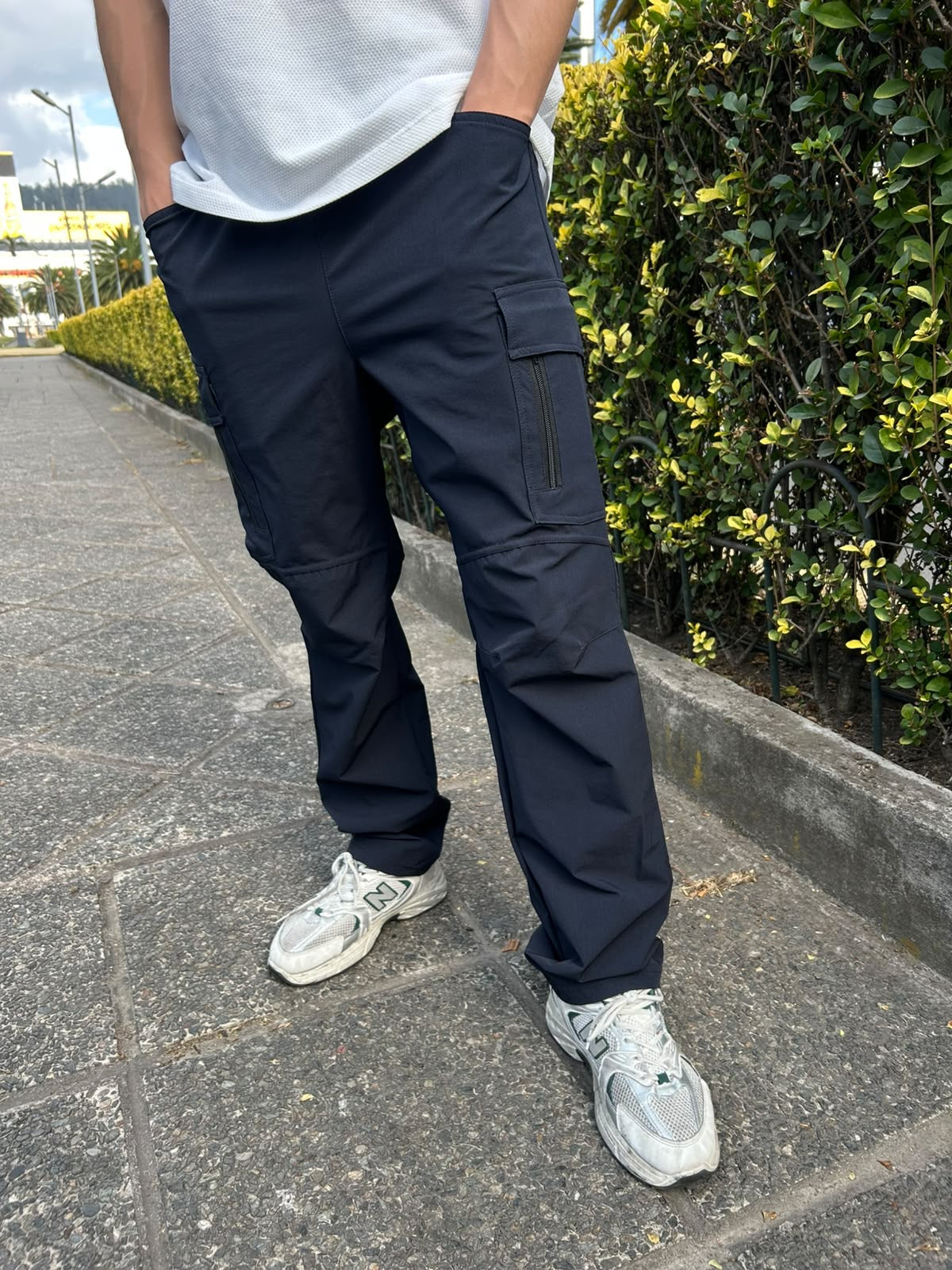 PANTALÓN CARGO AZUL MARINO