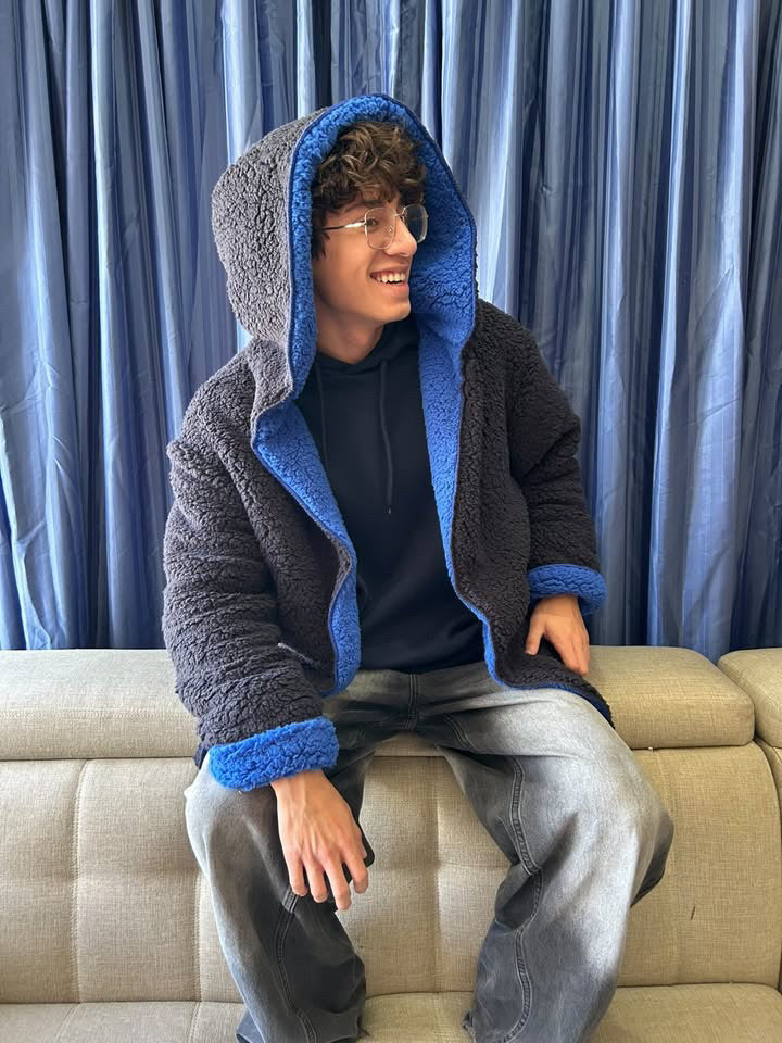 ABRIGO REVERSIBLE AZUL & NEGRO
