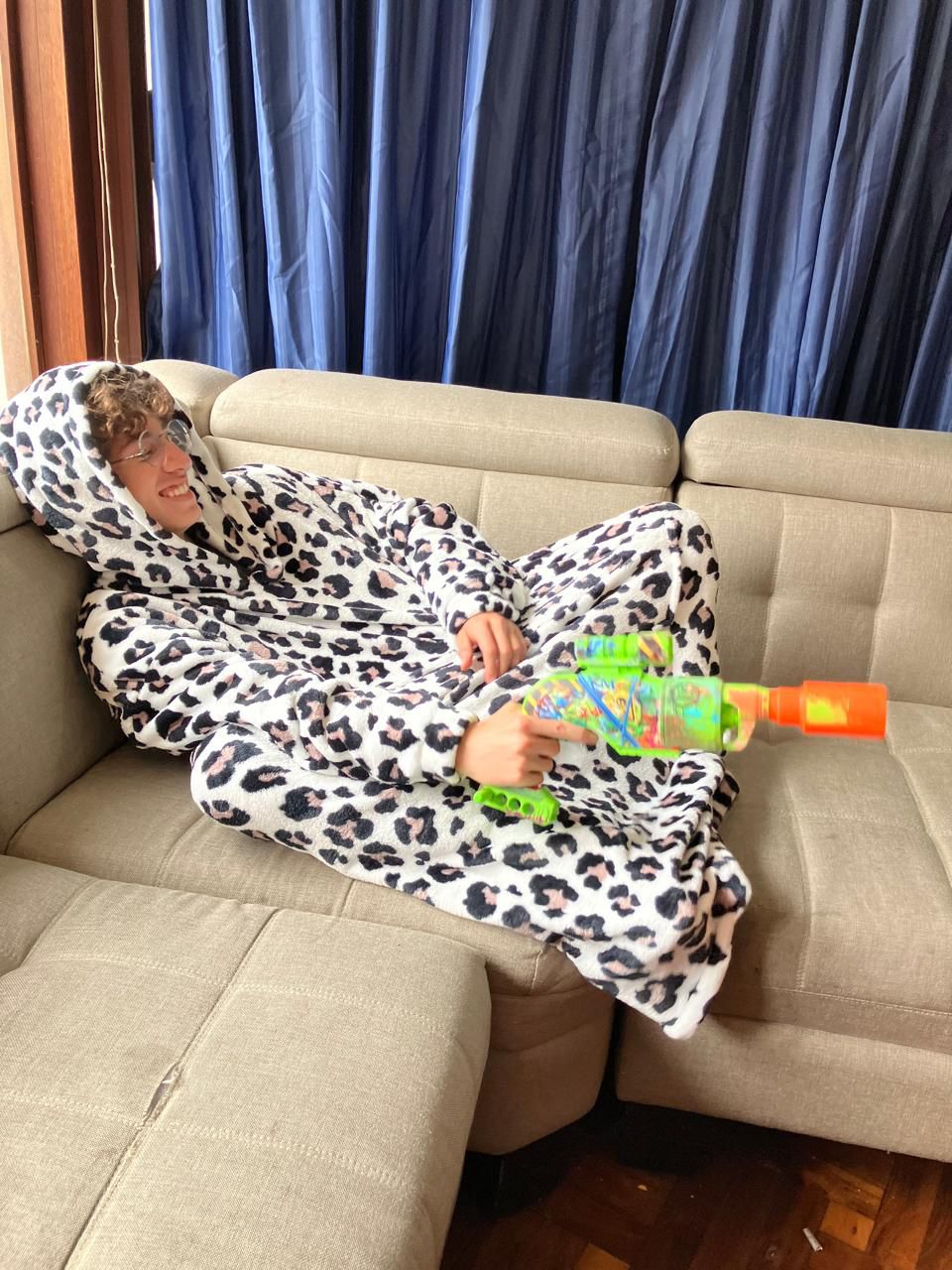 BLANKET COAT DOBLE ANIMAL PRINT
